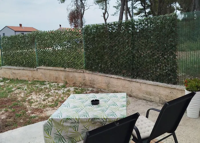 Διαμέρισμα Jazbina