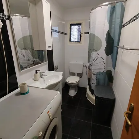 Apartment Jazbina *
