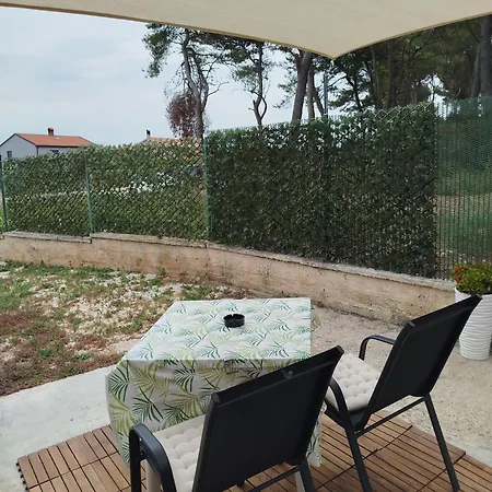 Apartment Jazbina